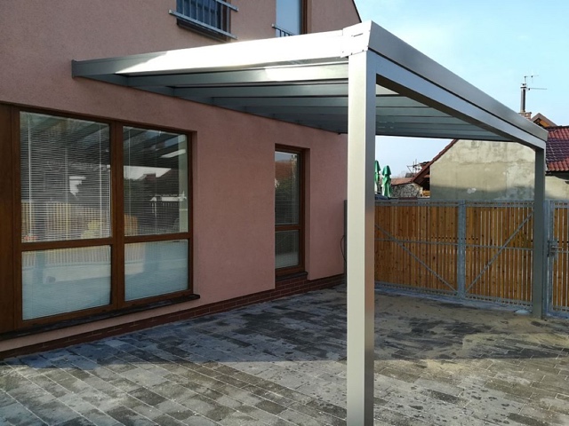 Správná příprava podkladu pod pergolu – dlažba, beton nebo jiný podklad